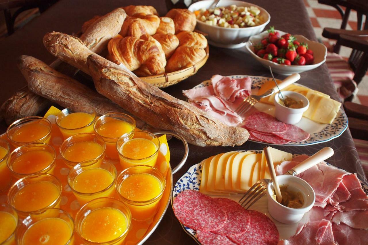 Le Couvent De Neuviale Bed & Breakfast Parisot  Dış mekan fotoğraf