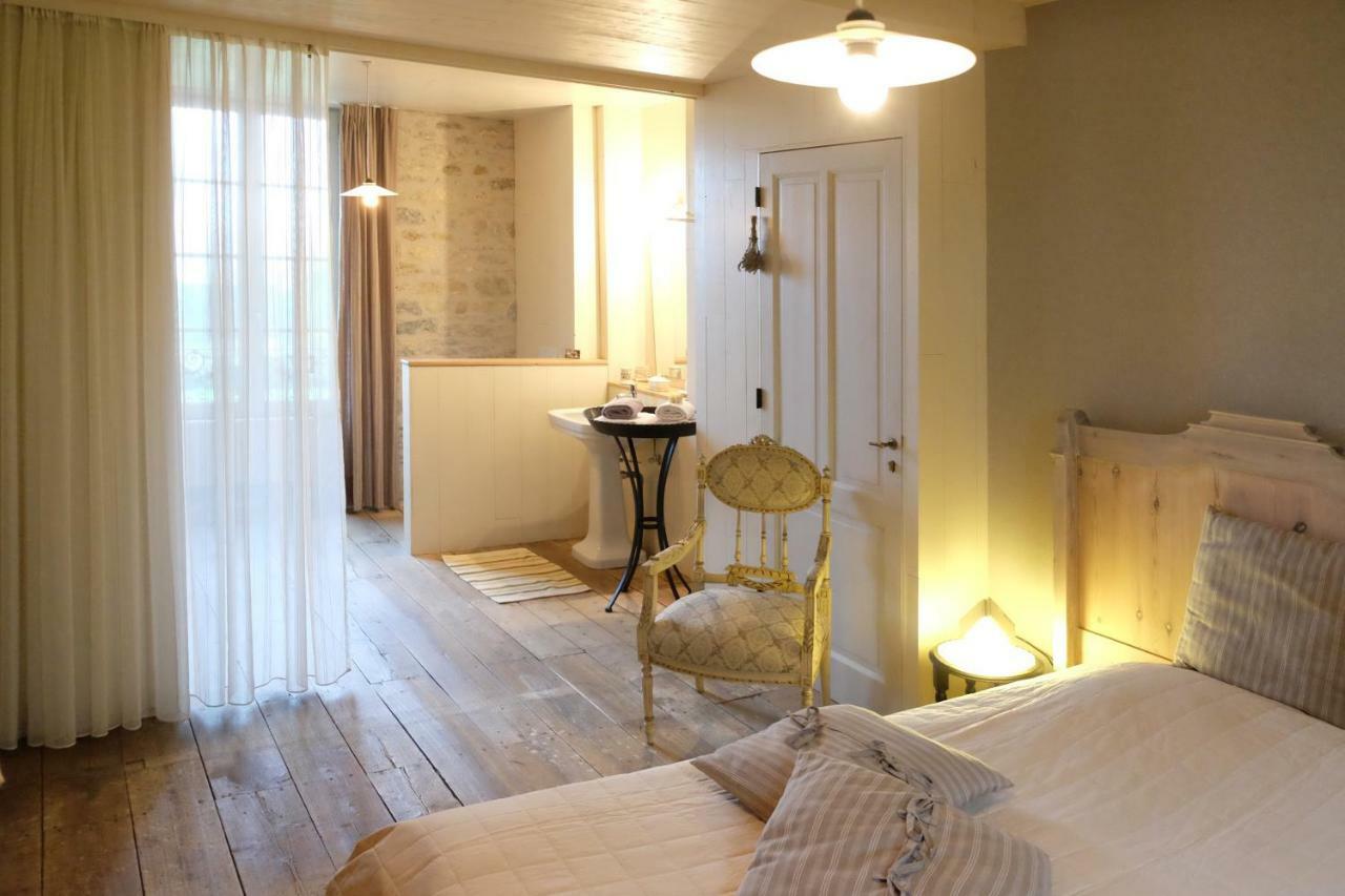 Le Couvent De Neuviale Bed & Breakfast Parisot  Dış mekan fotoğraf