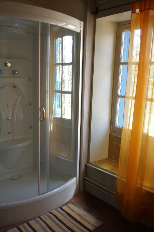 Le Couvent De Neuviale Bed & Breakfast Parisot  Dış mekan fotoğraf