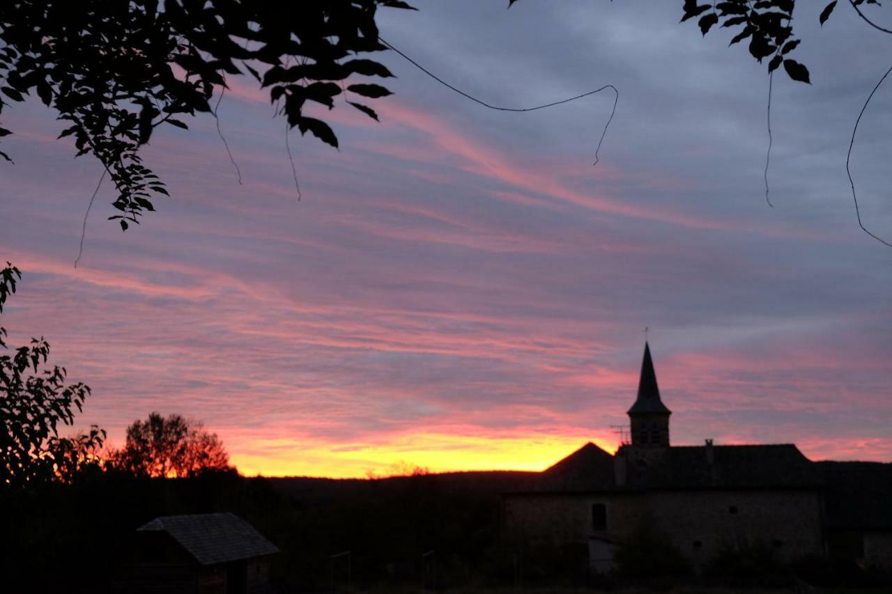 Le Couvent De Neuviale Bed & Breakfast Parisot  Dış mekan fotoğraf