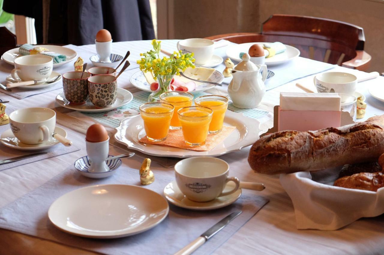 Le Couvent De Neuviale Bed & Breakfast Parisot  Dış mekan fotoğraf
